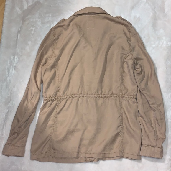 GAP x PERFECT FOR SPRING! Army / Military Jacket | Cinched Tie Waist / EUC - Picture 3 of 8